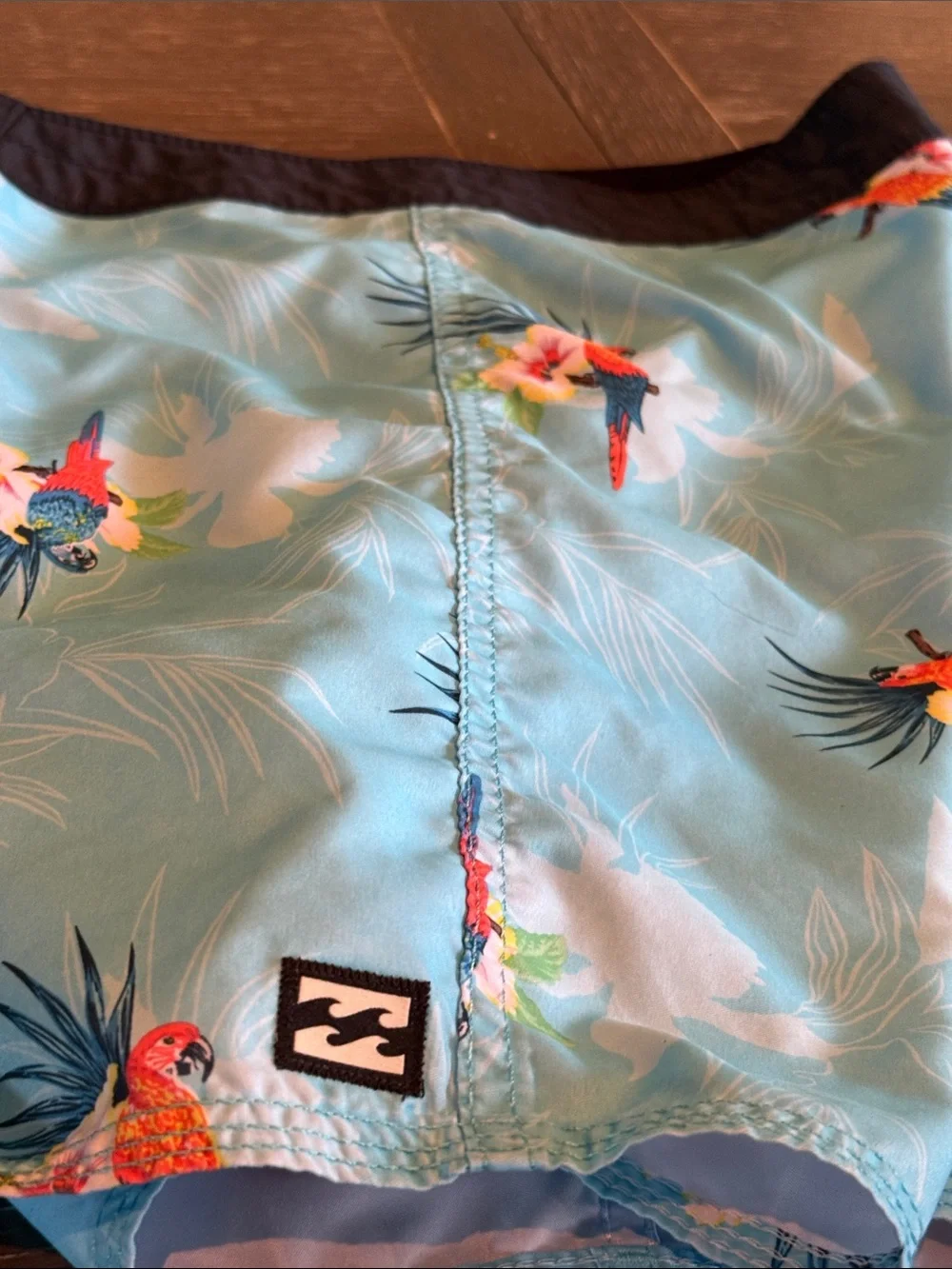 Billabong Swim Trunks boys youth floral parrot swim trunks size 27 large